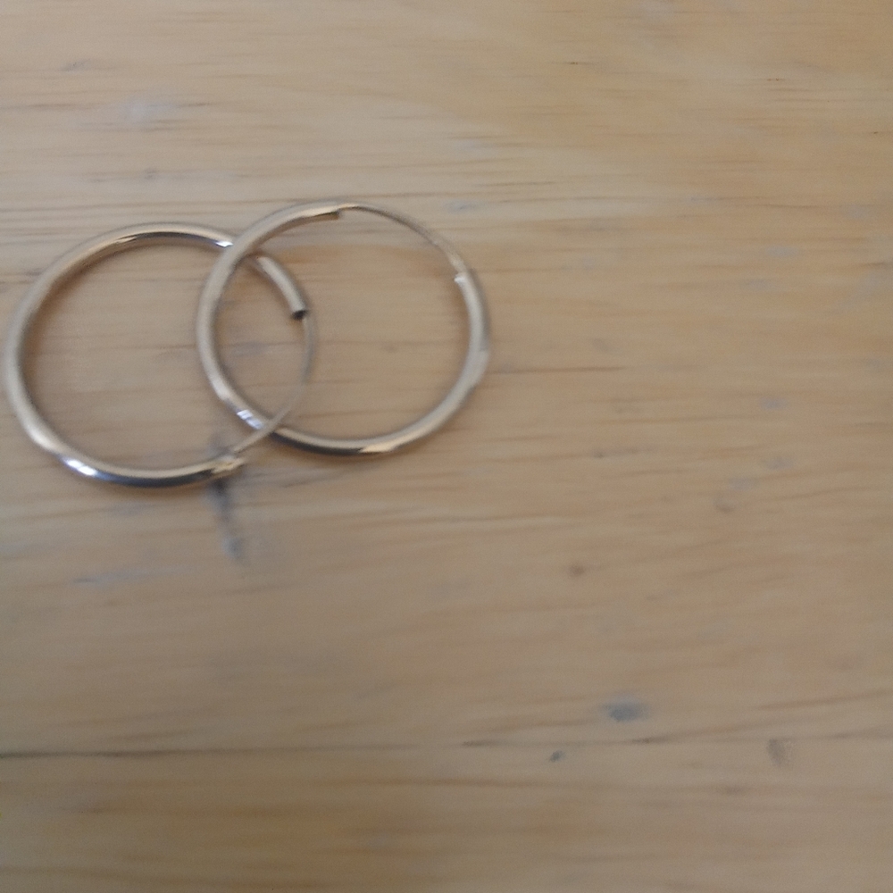 14kt Gold hoop Earrings